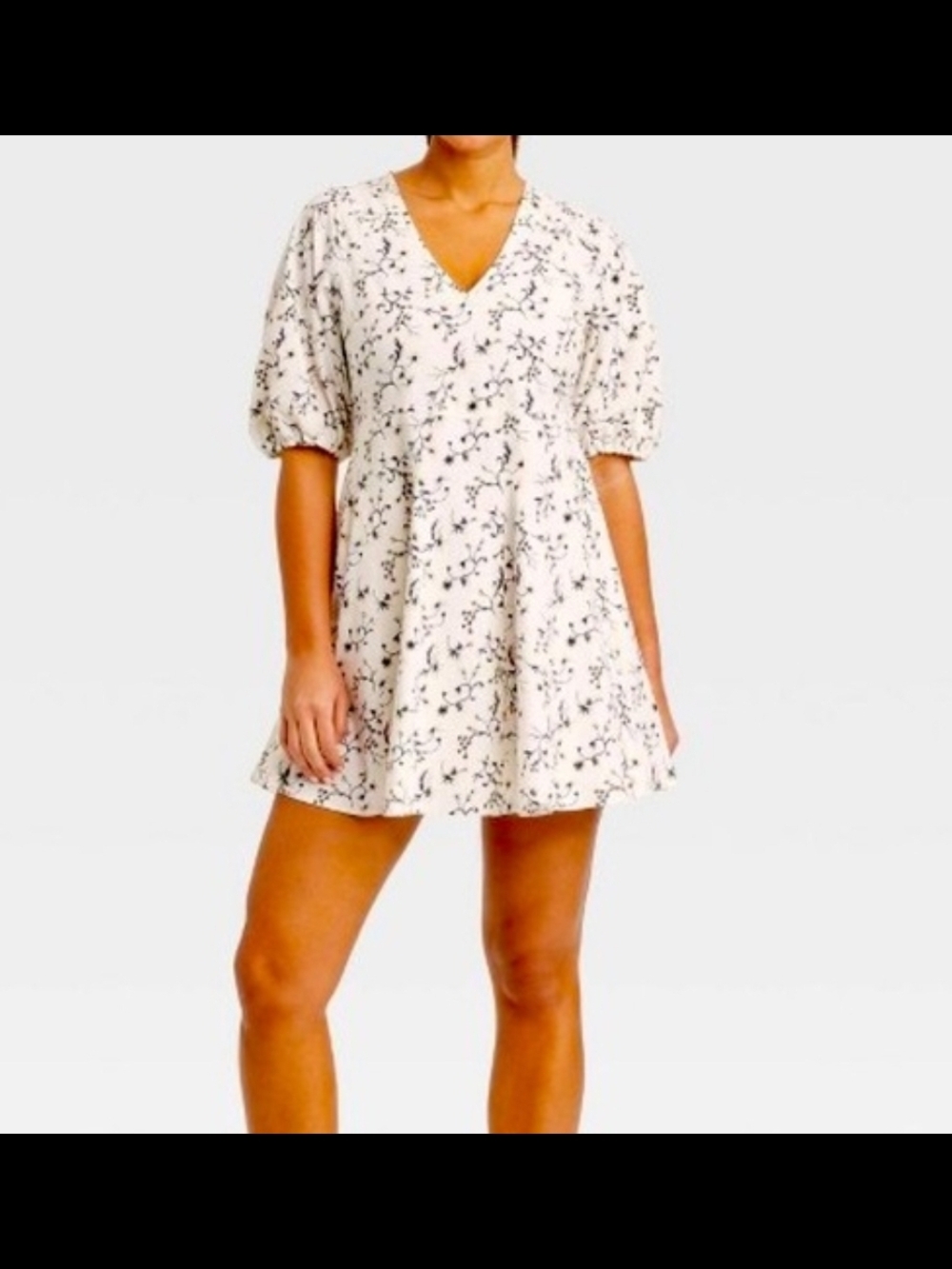 Universal Thread White Floral V-Neck Mini Dress